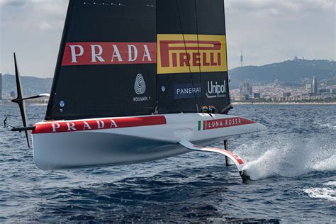 prada luna rossa barca|luna rossa wikipedia.